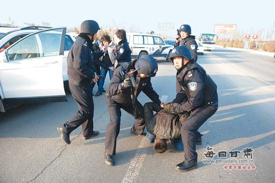 抓獲犯罪嫌疑人。本組圖片