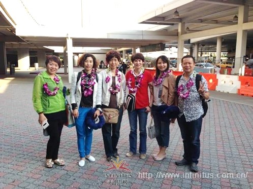 明天,我們就要正式開始在紐約的行程。 明天,我們就要正式開始在紐約的行程。