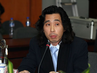 圖文:安利(中國)公共事務副總監匡冀南發言